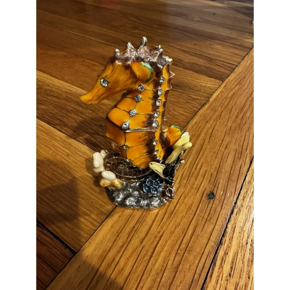 The Royal gem Collection Seahorse Bejeweled Trinket Box Enameled‎